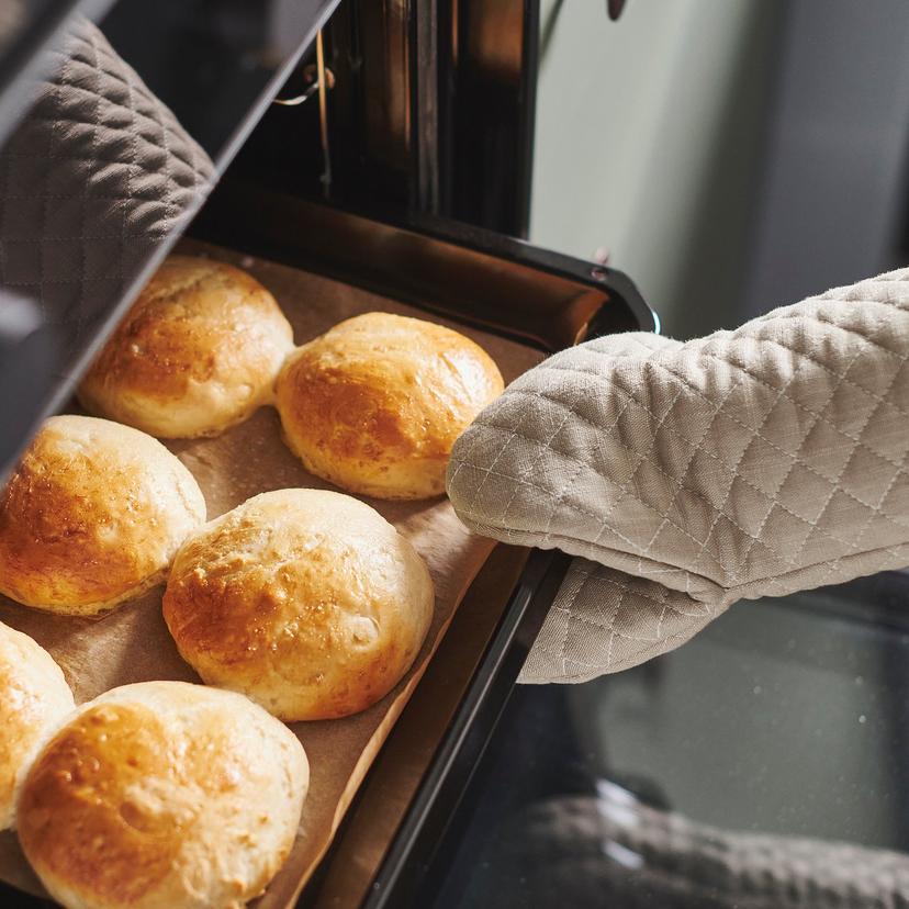 VÄLVÅRDAD — варежка-прихватка, бежевый