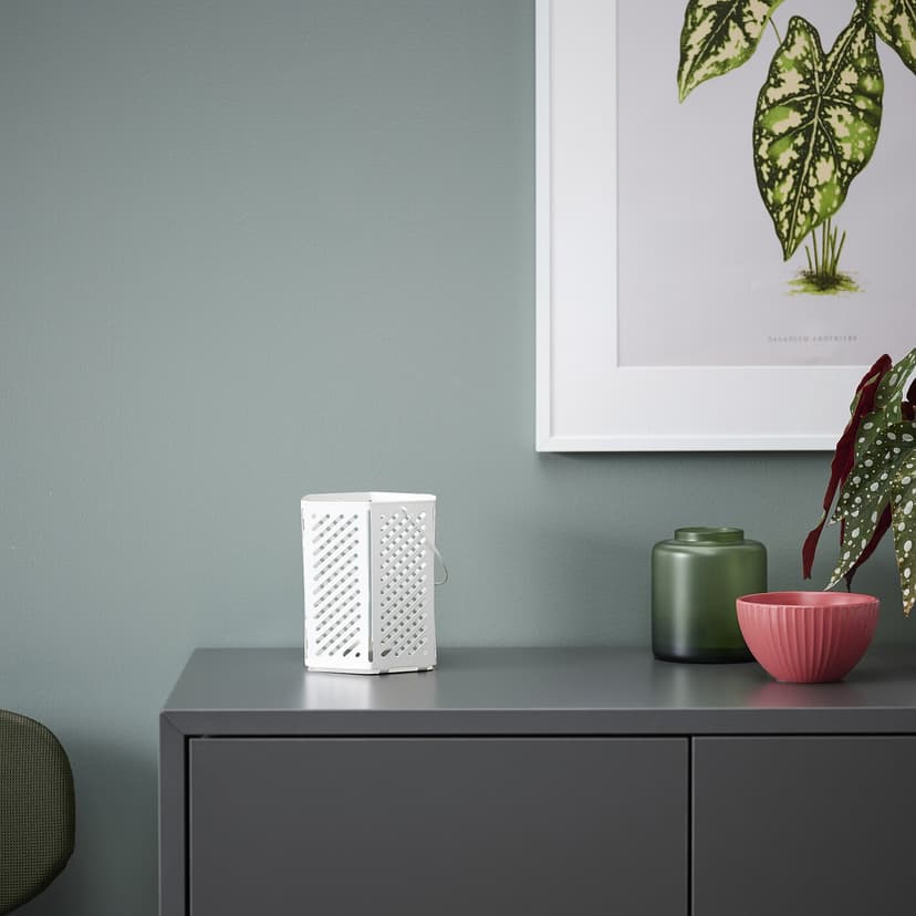 VÅRSYREN — фонарь для греющей свечи, белый, 12 см