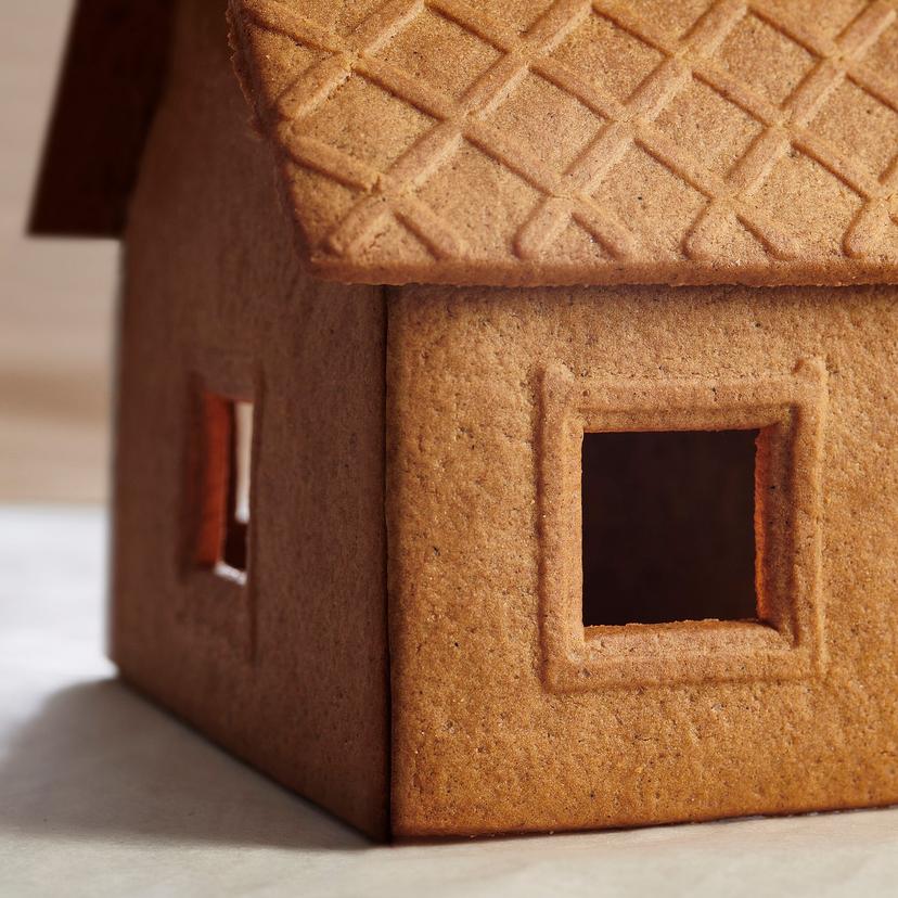 VINTERSAGA — Пряничный домик