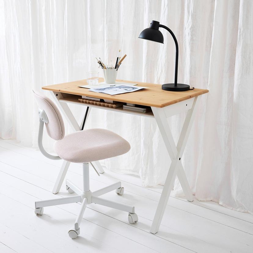 BOLLPOJKE / BLECKBERGET — письменный стол и стул