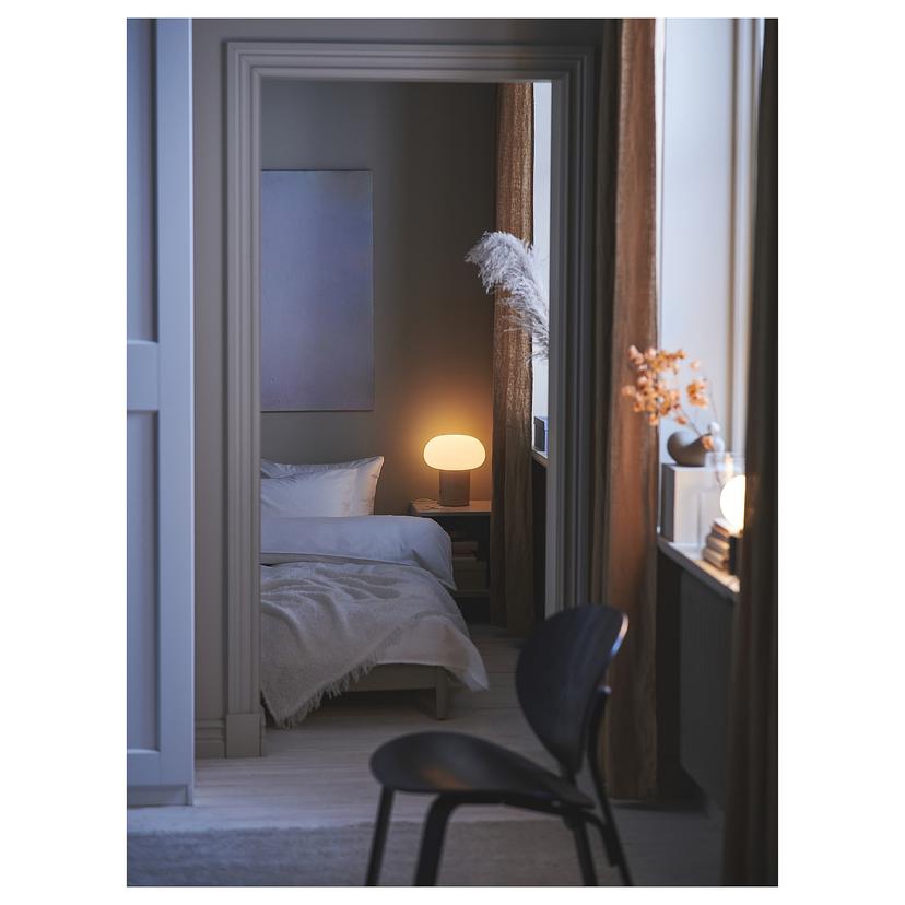 DEJSA — Настольная лампа, бежевое/опалово-белое стекло