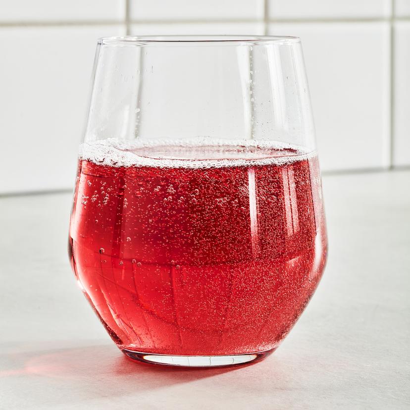 ISKUB — газированный напиток, с ароматом брусники/с сахаром и подсластителями, 500 мл