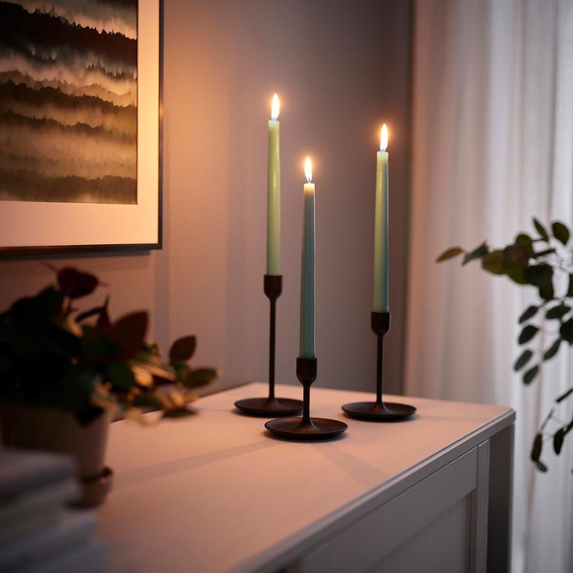 KLOKHET — неароматическая свеча, светлый серо-зеленый, 25 см