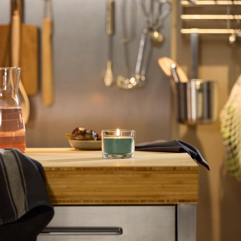 LOTSFÅGEL — Świeca zapachowa w szkle, Liść figowy zielony,