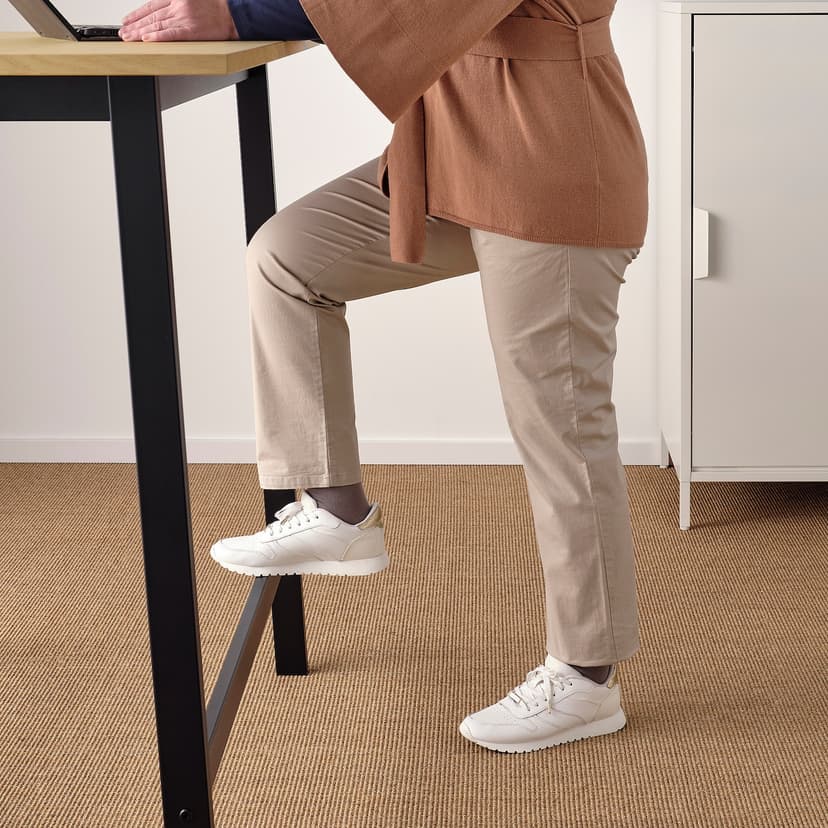 MITTZON — конференц-стол, дубовый шпон/черный, 140x68x105 см