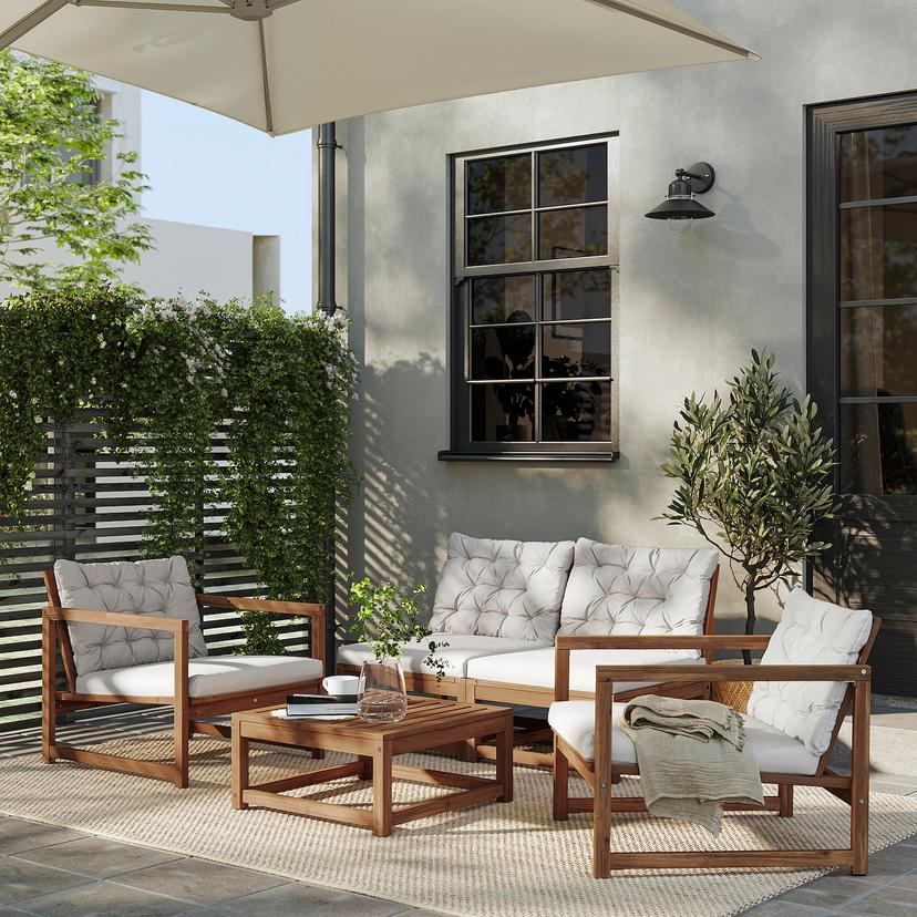 NÄMMARÖ — 4-местный комплект садовой мебели, светло-коричневая морилка/Kuddarna светлый серо-бежевый