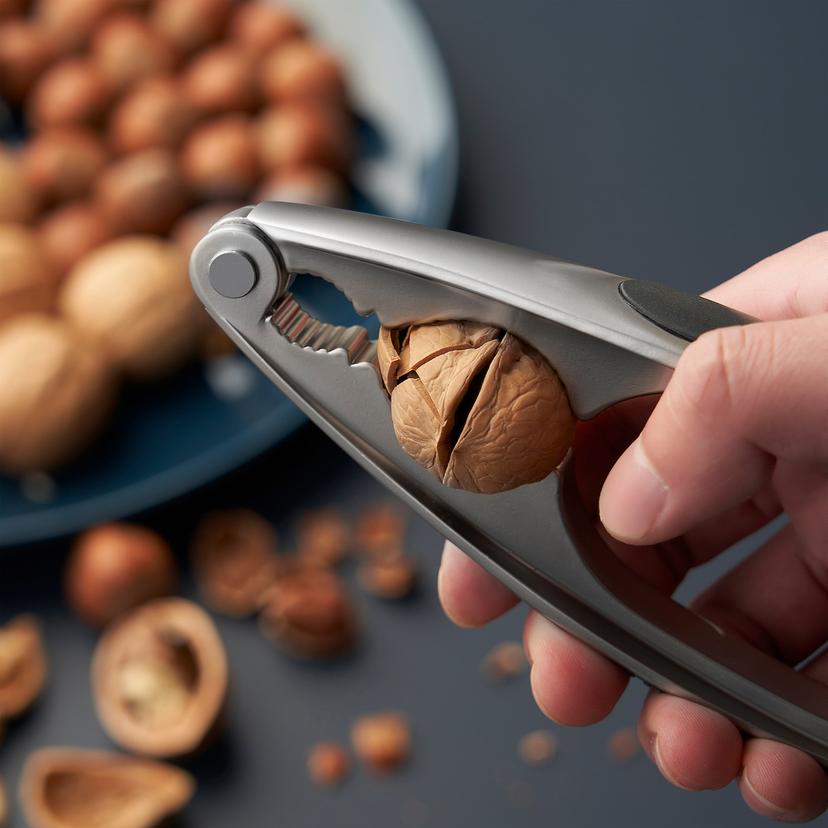 OSTKAKA — щипцы для орехов, никелированный/черный
