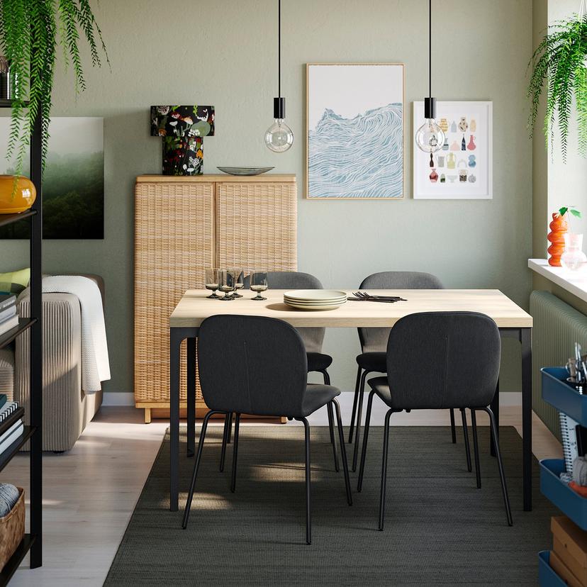 SKÅLSTA — Стол и 4 стула, имитация дуба, прямые, черно-серый/Knäbäck, темно-серый, металлическая труба/черно-серый