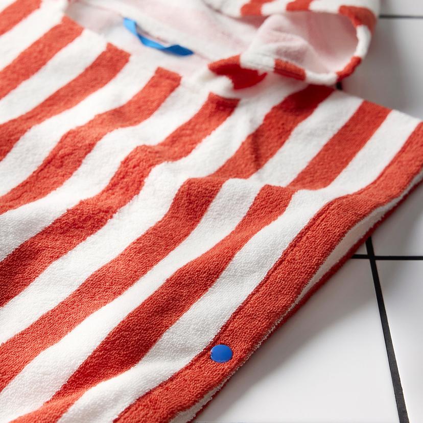 SKOGSSALLAT — Банный пончо с капюшоном, красно-бело-полосатый.