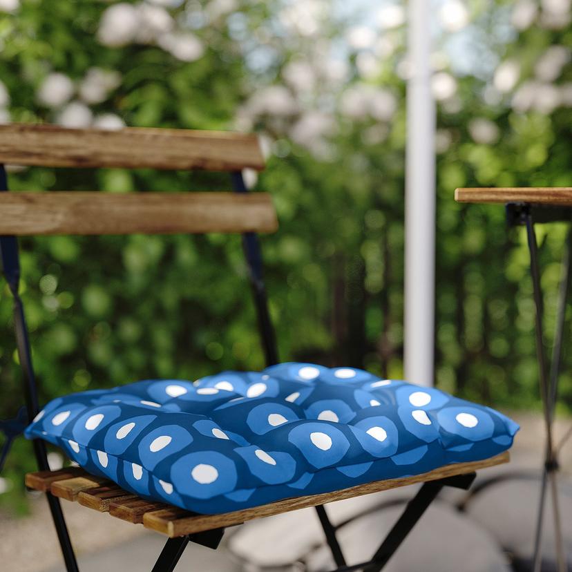 TÄRNÖ — Krzesło, ogrodowe, składany czarny/jasnobrązowa bejca/Klösan granatowy,