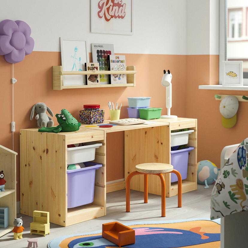 TROFAST — Biurko z pojemnikami, jasna sosna bejcowana na biało/biały liliowy,